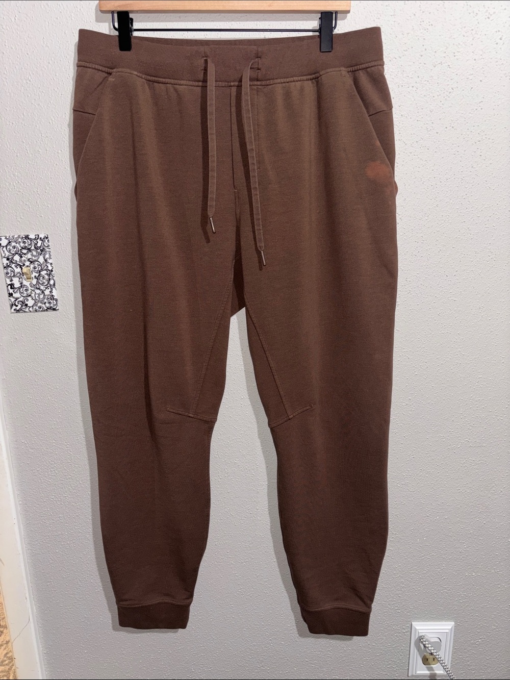Lululemon Men's City Sweat Joggers (size X-Large)